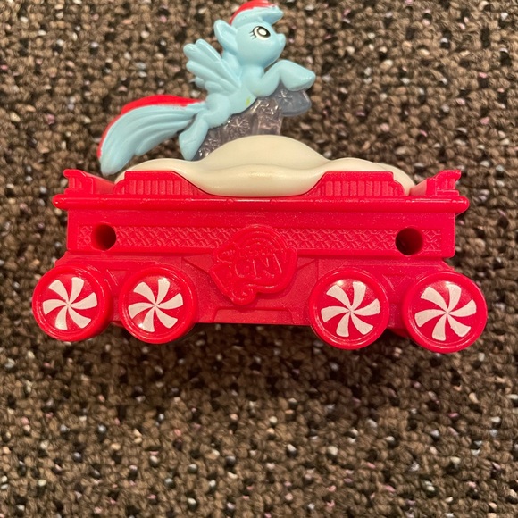 McDonald’s Happy Meal Toy, My Little Pony, Rainbow Dash, Holiday Train Car, 2017 - Picture 3 of 3